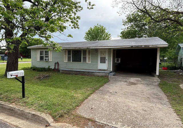 1st image of 902 Roosevelt, Durant, OK 74701 | MLS# 2610441