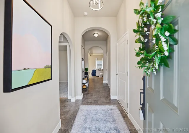 2nd image of 2601 W Albuquerque St, Broken Arrow, OK 74011 | MLS# 2609658