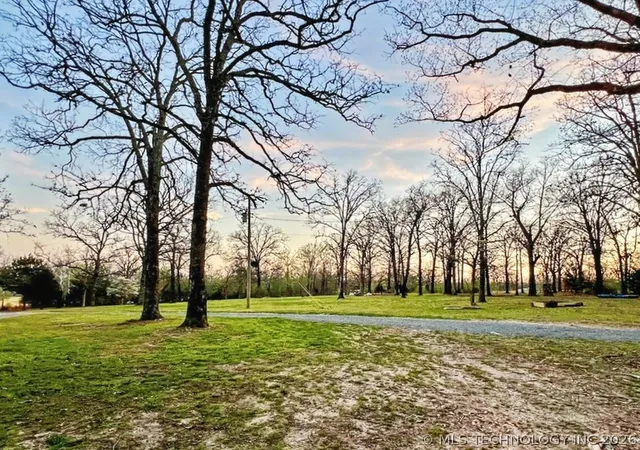 74th image of 17902 E 688 Rd, Tahlequah, OK 74464 | MLS# 2610738