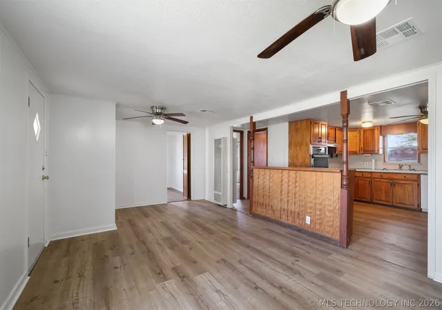 5th image of 610 E Mckennon, Calera, OK 74730 | MLS# 2610781