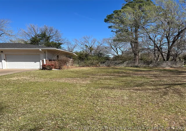 Photo 3 of Single family home for sale at 201 Nw Rose Ln, Stigler, OK 74462 | MLS# 2610724 | Listing updated on 2026-08-20