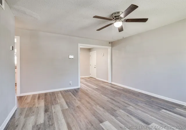 5th image of 250 E 51St Pl, Tulsa, OK 74126 | MLS# 2608859