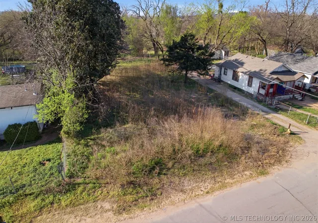 Homes for sale in Tulsa, OK | 5134 W 8th St, Tulsa, OK 74127 | MLS# 2610487