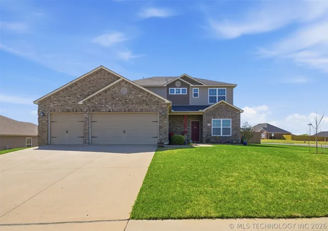 Homes for sale in Glenpool, OK | 380 E 148th St S, Glenpool, OK 74033 | MLS# 2610714