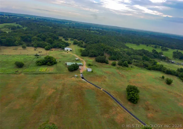 Homes for sale in Stonewall, OK | 21470 County Road 1590, Stonewall, OK 74871 | MLS# 2610882