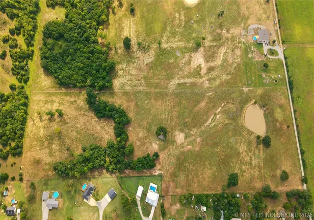 1st image of 1 Cardell Wy, Eufaula, OK 74432 | MLS# 2610915
