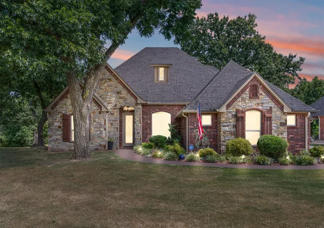 Photo 1 of Single family home for sale at 22013 Countryside Dr, Claremore, OK 74019 | MLS# 2610458 | Listing updated on 2026-09-17