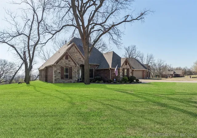 Photo 3 of Single family home for sale at 22013 Countryside Dr, Claremore, OK 74019 | MLS# 2610458 | Listing updated on 2026-09-17