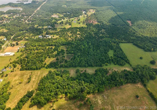 2nd image of 2 Cardell Wy, Eufaula, OK 74432 | MLS# 2610929