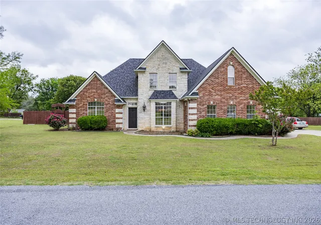 1st image of 1425 Folsom, Durant, OK 74701 | MLS# 2610932