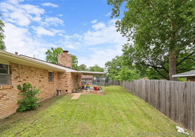 Homes for sale in Bartlesville, OK | 1418 Grandview Rd, Bartlesville, OK 74006 | MLS# 2610635