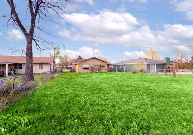 31st image of 304 W Electric Ave, Mc Alester, OK 74501 | MLS# 2610981
