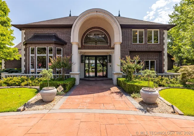 Photo 1 of Mansion for sale at 11503 S Granite Ave, Tulsa, OK 74137 | MLS# 2610659 | Listing updated on 2026-08-20