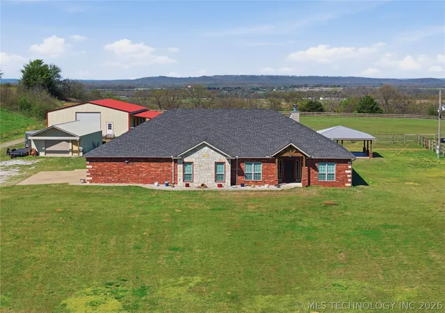 Homes for sale in Sallisaw, OK | 107188 S 4570 Rd, Sallisaw, OK 74955 | MLS# 2611030