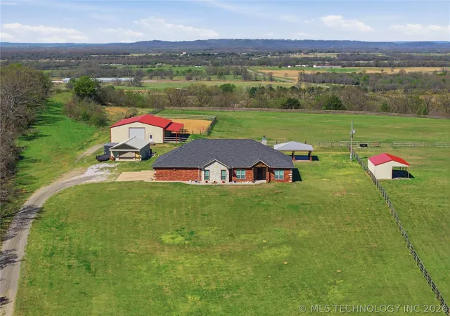 Photo 3 of Single family home for sale at 107188 S 4570 Road, Sallisaw, OK 74955 | MLS# 2611030 | Listing updated on 2026-08-22
