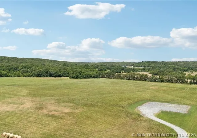 Homes for sale in Mounds, OK | 5763 Lakeview Dr, Mounds, OK 74047 | MLS# 2611074