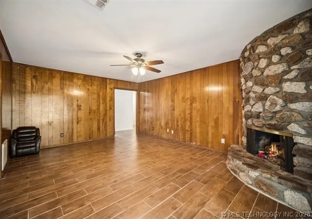 Photo 4 of Sale Pending at 3944 S 93rd Eastavenue, Tulsa, OK 74145 | MLS# 2611090 | Listing updated on 2026-09-25