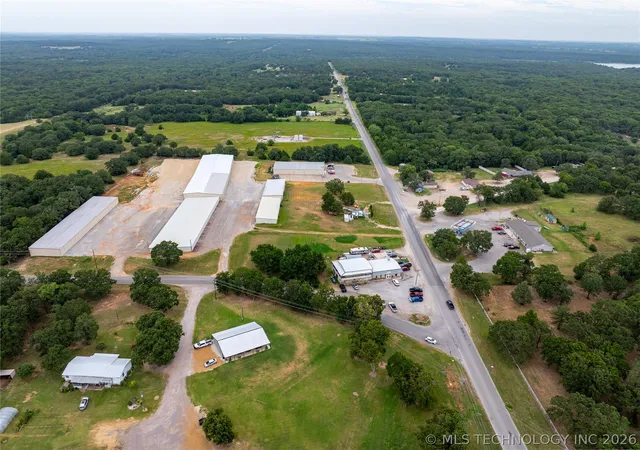 2nd image of 5317 Enos Rd, Kingston, OK 73439 | MLS# 2611135
