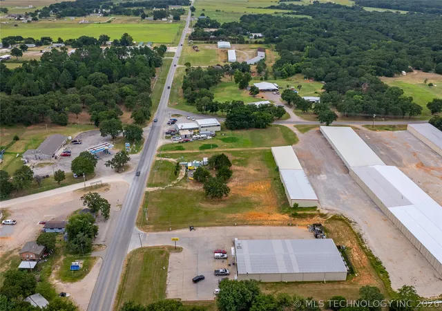 5th image of 5317 Enos Rd, Kingston, OK 73439 | MLS# 2611135