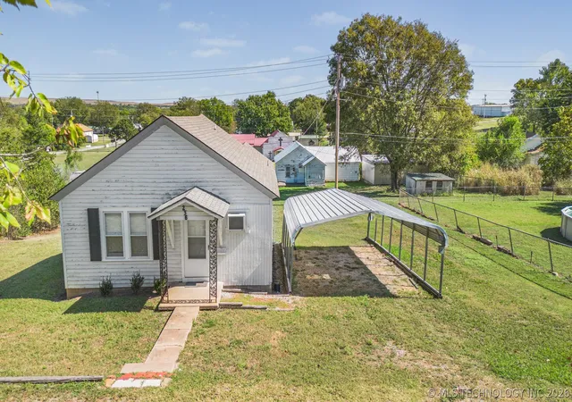 Photo 1 of Sale Pending at 236 N Wilson St, Fairfax, OK 74637 | MLS# 2610368 | Listing updated on 2026-08-24