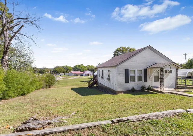 Photo 3 of Sale Pending at 236 N Wilson St, Fairfax, OK 74637 | MLS# 2610368 | Listing updated on 2026-08-24