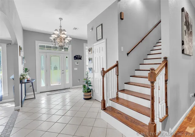 Photo 3 of Single family home for sale at 7045 S 369th East Ave, Broken Arrow, OK 74014 | MLS# 2611251 | Listing updated on 2026-09-30