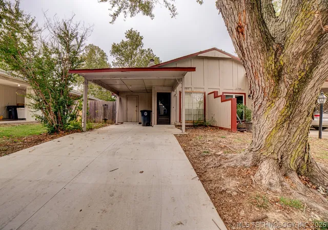 15th image of 10912 E 16th St, Tulsa, OK 74128 | MLS# 2611300