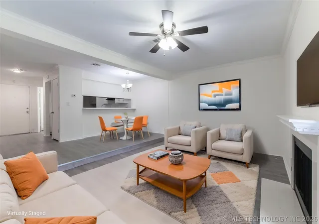 Listing Photo 5 - Condo for sale in building located at 3320 W Washington St, Broken Arrow, OK 74012 - Unit #38
