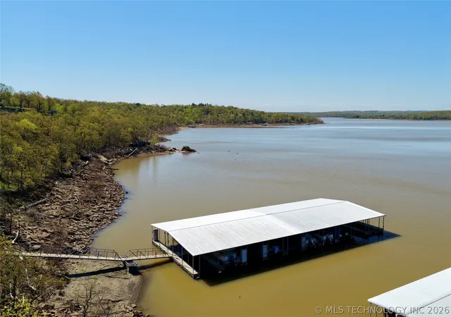 3rd image of 19 Falcon Ln, Eufaula, OK 74432 | MLS# 2611006