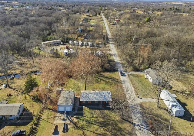 Homes for sale in Mounds, OK | 725 N 260 Rd, Mounds, OK 74047 | MLS# 2611438