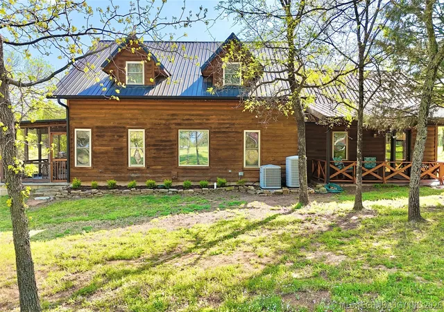 Homes for sale in Stigler, OK | 30207 W 1229 Dr, Stigler, OK 74462 | MLS# 2611305