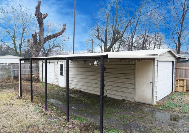 13th image of 428 N K St W, Muskogee, OK 74403 | MLS# 2611553