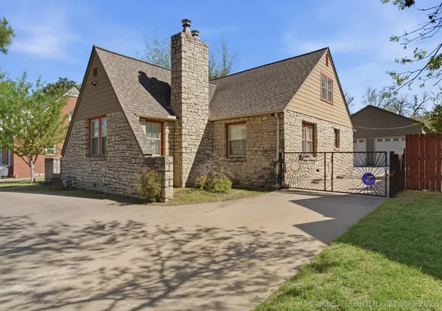 2nd image of 3182 E 1st St, Tulsa, OK 74104 | MLS# 2611491