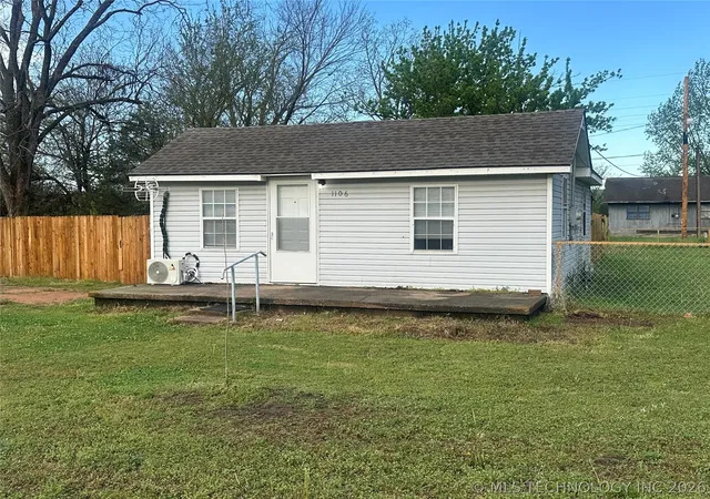 Homes for sale in Okmulgee, OK | 1106 N Sherman Ave, Okmulgee, OK 74447 | MLS# 2611453