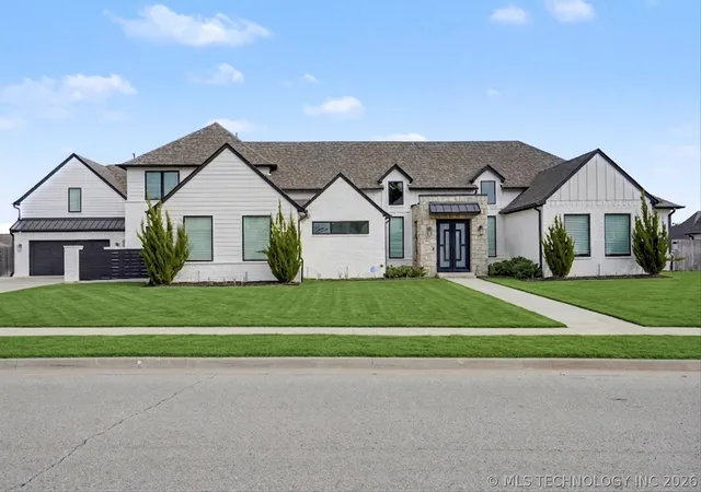 2nd image of 6685 E 128th St, Bixby, OK 74008 | MLS# 2611588