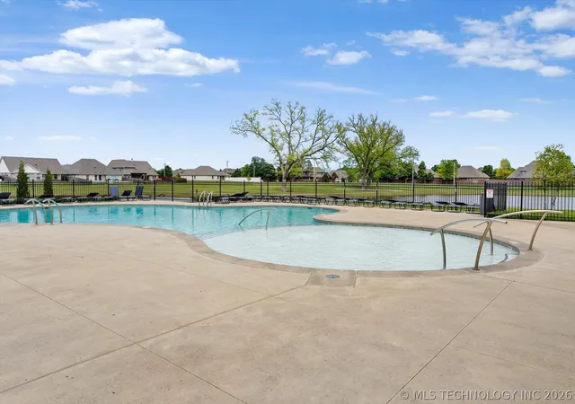 64th image of 6685 E 128th St, Bixby, OK 74008 | MLS# 2611588