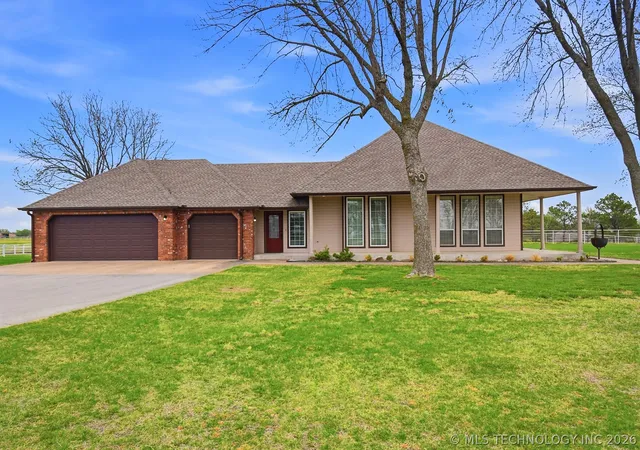 Photo 3 of Single family home for sale at 8505 E 116th Street N, Owasso, OK 74055 | MLS# 2611619 | Listing updated on 2026-07-22