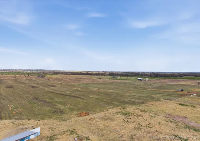 Photo 4 of Land for sale at 118 E Skeleton Rd, Waukomis, OK 73773 | MLS# 2611708 | Listing updated on 2026-04-02