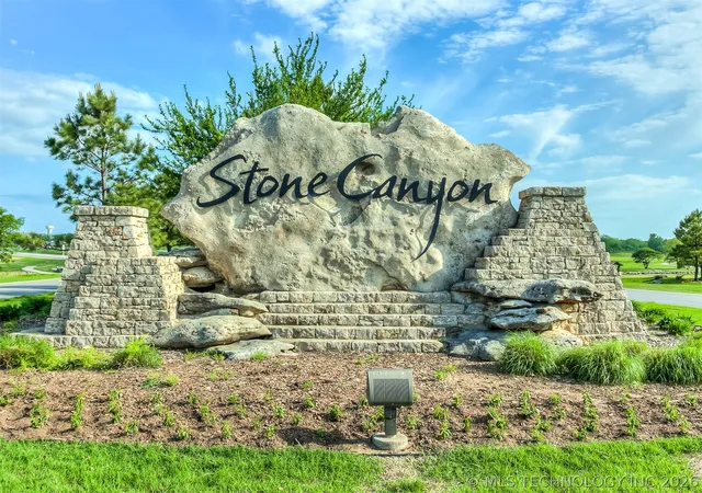 2nd image of 7201 N Hawthorne Ln, Owasso, OK 74055 | MLS# 2611718