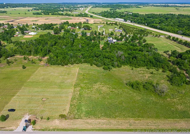 Homes for sale in Claremore, OK | 07 S 4200 Rd, Claremore, OK 74019 | MLS# 2611749