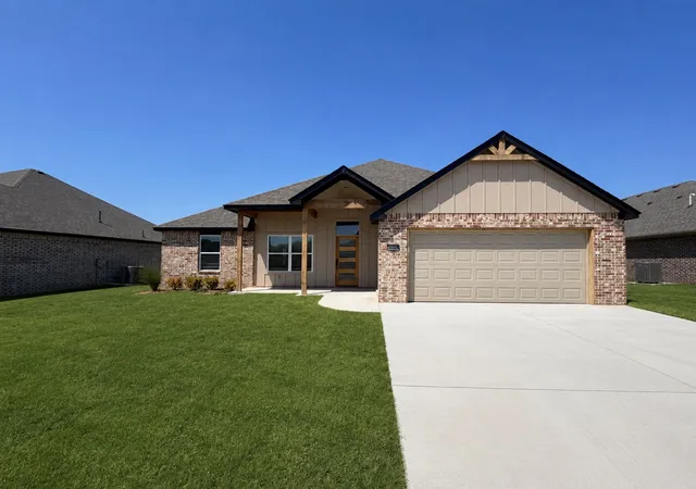 Photo 1 of Single family home for sale at 10866 S 279th Eastavenue, Coweta, OK 74429 | MLS# 2611755 | Listing updated on 2026-08-20