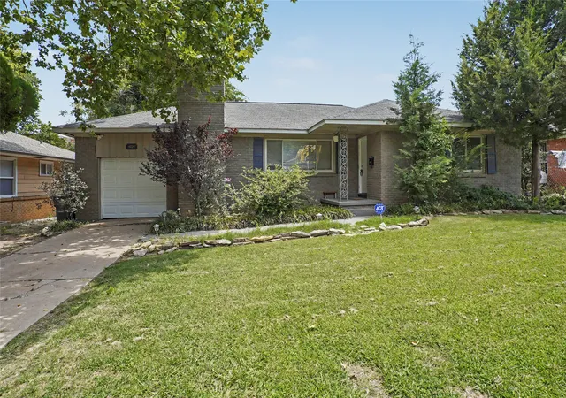 Photo 1 of Single family home for sale at 4029 S Vandalia Ave, Tulsa, OK 74135 | MLS# 2611712 | Listing updated on 2026-08-20