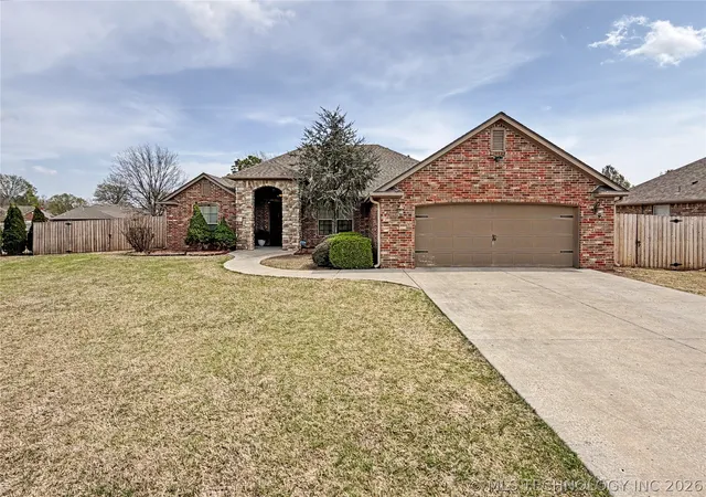 Photo 36 of Single family home for sale at 3693 Lexington Ave, Tahlequah, OK 74464 | MLS# 2611803 | Listing updated on 2026-08-20