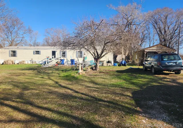Homes for sale in Copan, OK | 414 E Golden Ave, Copan, OK 74022 | MLS# 2611809