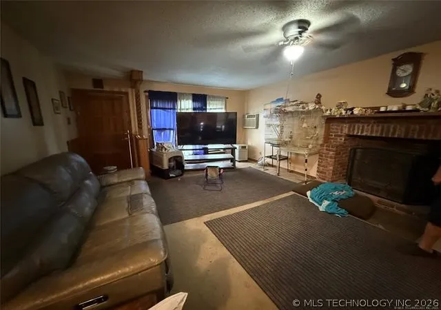 Homes for sale in Maramec Twp, OK | 504 2Nd St, Maramec Twp, OK 74045 | MLS# 2611813