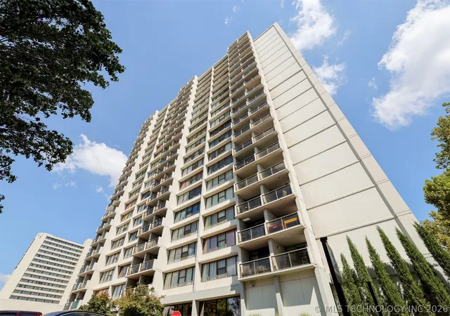 5th image of 450 W 7Th St #1410, Tulsa, OK 74119 | MLS# 2611631