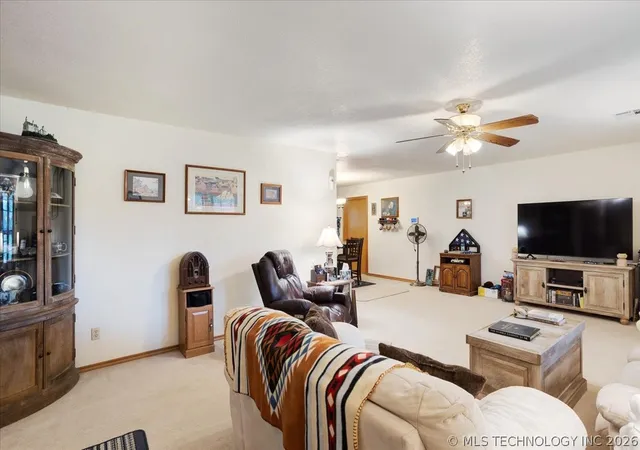 3rd image of 306 Se 4Th St, Antlers, OK 74523 | MLS# 2610492