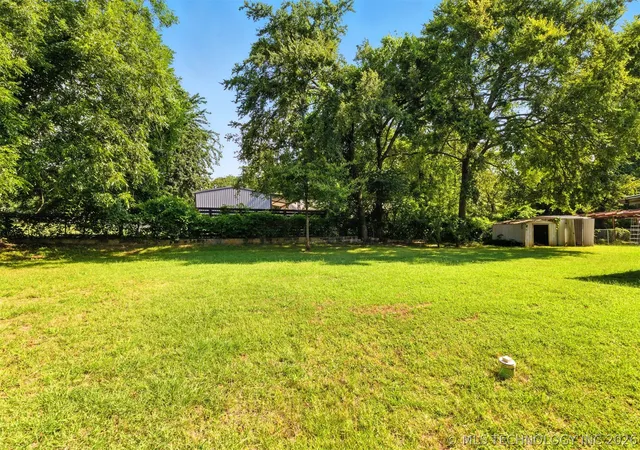 Photo 3 of Single family home for sale at 5616 Stonecreek, Durant, OK 74701 | MLS# 2611886 | Listing updated on 2026-05-18