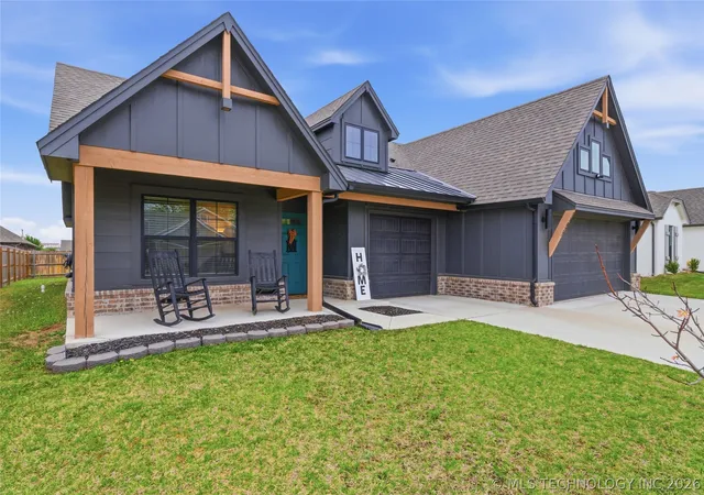 Homes for sale in Glenpool, OK | 13827 S Quincy St, Glenpool, OK 74033 | MLS# 2611903