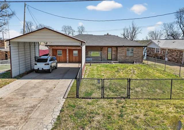 4th image of 69 Lakeside Dr, Adair, OK 74330 | MLS# 2611787